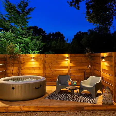 Prázdninový dům De Charme Avec Jaccuzzi Prive Coëx